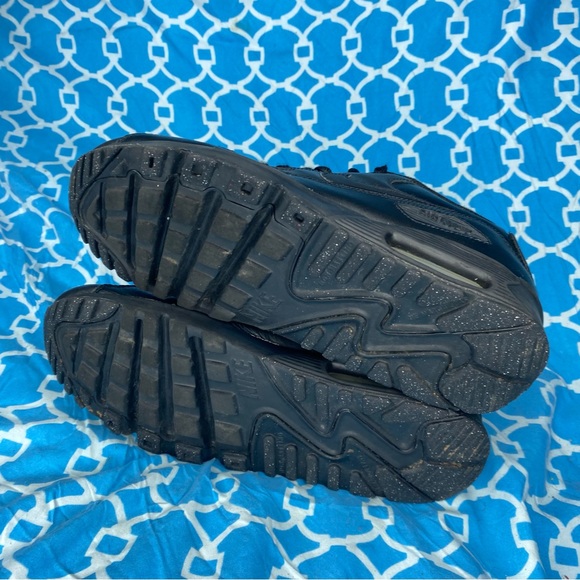 Nike women’s size 8.5 Air Max 90 LTR triple black low top athletic sneakers wmns - Picture 5 of 11